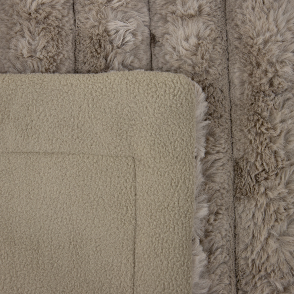 Faux fur and Fleece Pet Blanket